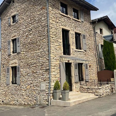 La Maison De Mounette L'Isle-d'Abeau Exterior foto